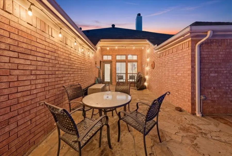 7912 Chaddington Drive, North Richland Hills, TX 76182 - #3