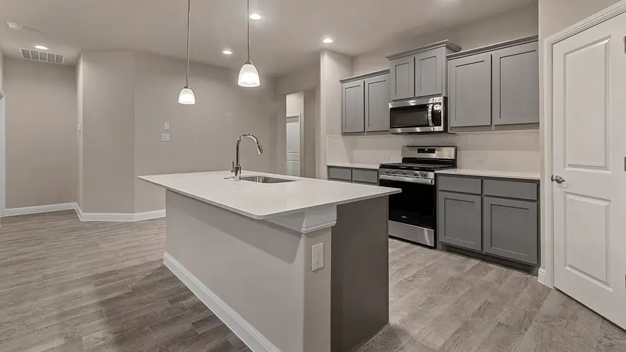 1921 Cherokee Lane, Cleburne, TX 76033 - Image #3