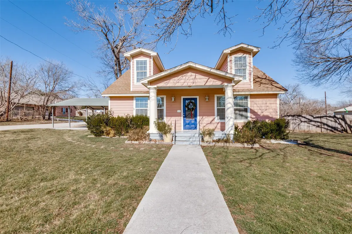 5416 Dartmouth Avenue, River Oaks, TX 76114 - #1