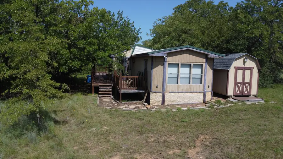 194 Lakeview, Sunset, TX 76270 - Image #3