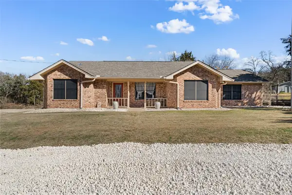 162 Highridge Drive, Bruceville, TX 76630