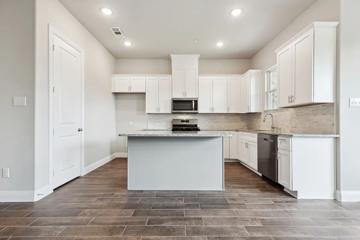 548 Hutchinson Lane, Lewisville, TX 75077 - #1