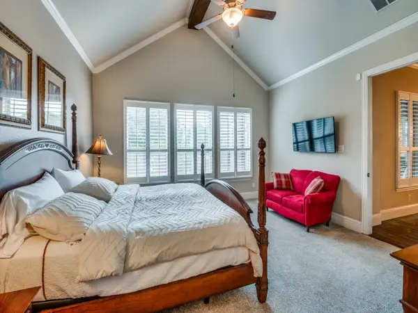 204 Shadow Creek Lane, Hickory Creek, TX 75065