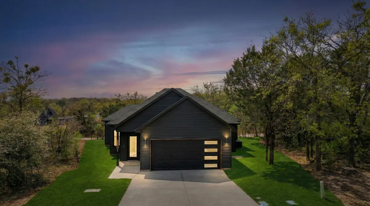 5801 Barkridge Drive, Granbury, TX 76048 - Image #1