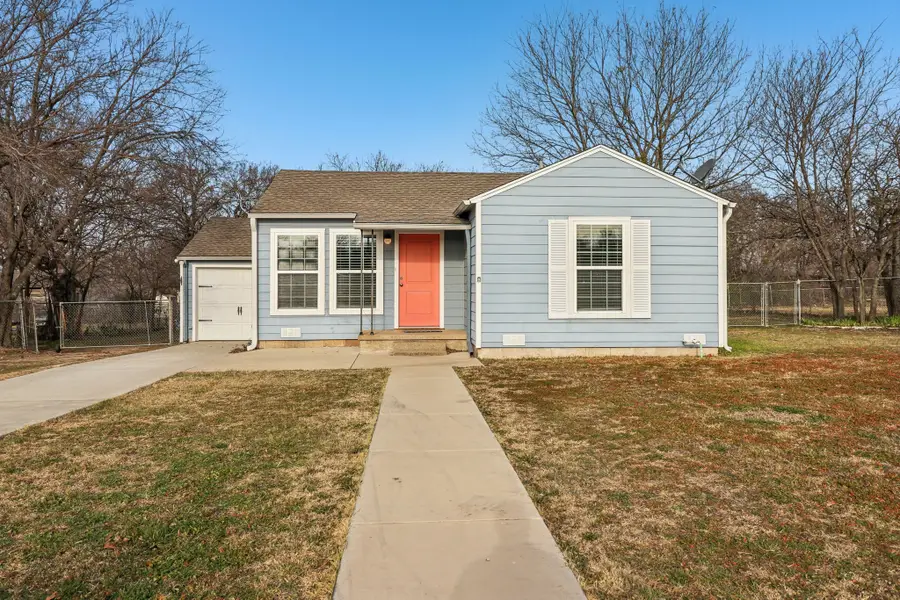 217 Pine Street, Aledo, TX 76008 - Image #2
