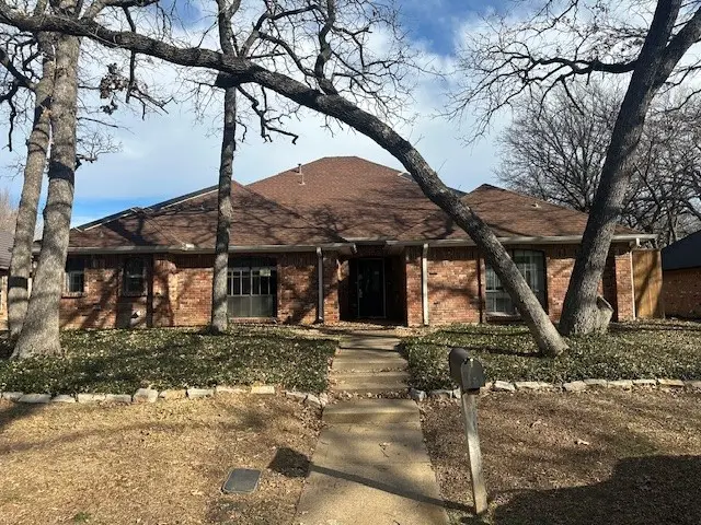 1907 Mill Run Drive, Arlington, TX 76006 - Image #1