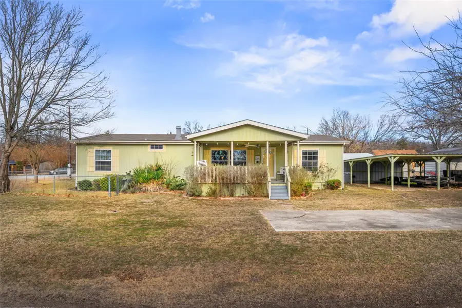 89 Park Lane, Gainesville, TX 76240 - Image #2