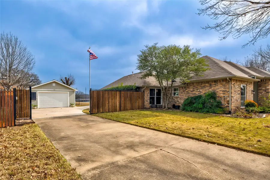 334 Duvall Boulevard, Highland Village, TX 75077 - Image #2