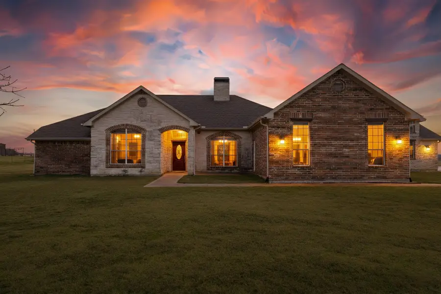 576 Welch School Road, Collinsville, TX 76233 - Image #2