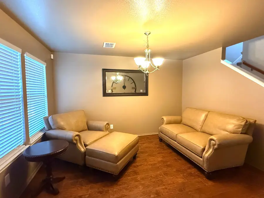 6845 Clarkridge Drive, Dallas, TX 75236 - Image #3