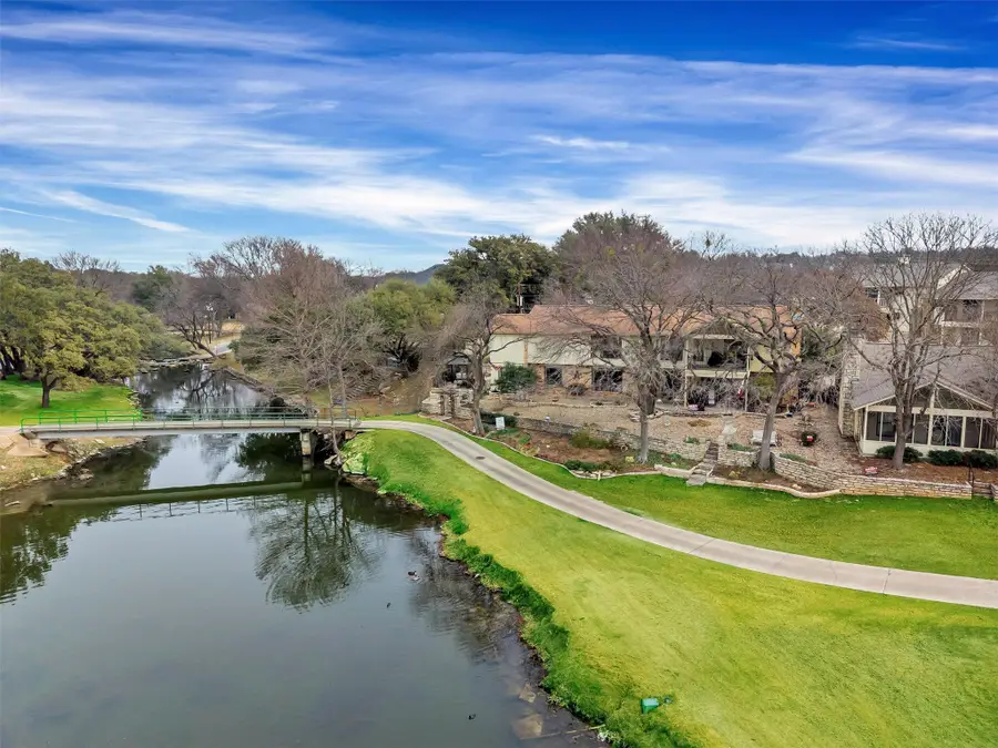 4912 Walnut Place Court, Granbury, TX 76049 - Image #3