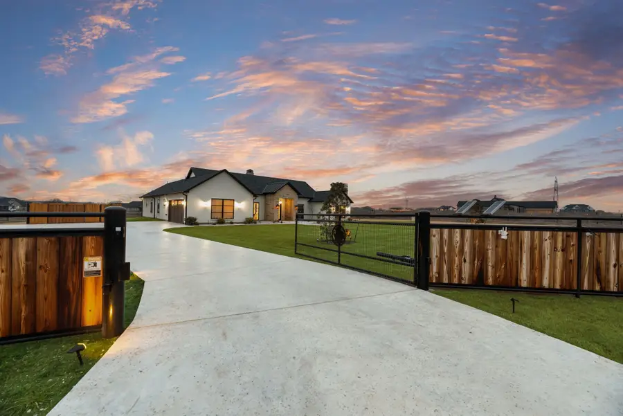 7290 Tom Trail, Krum, TX 76249 - #2