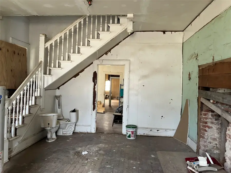 706 8th Street Se, Paris, TX 75460 - #3