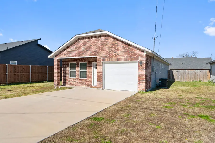 2306 Church Street, Greenville, TX 75401 - Image #2