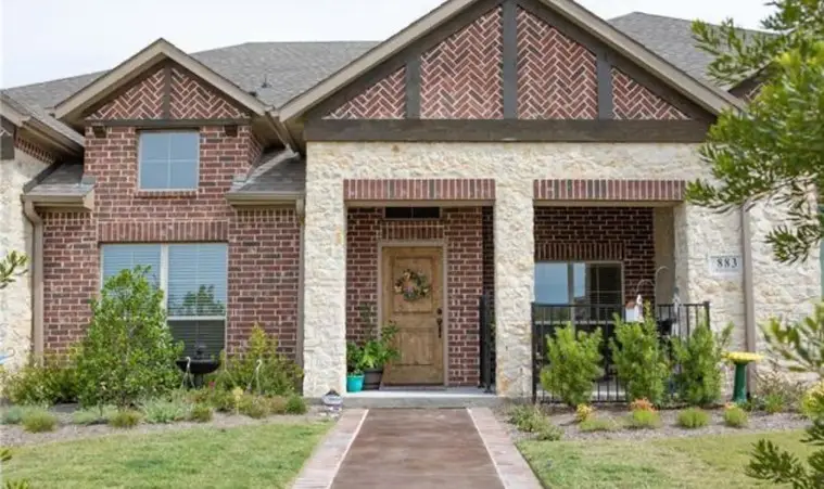 883 Birds Fort Trail, Arlington, TX 76005 - #1
