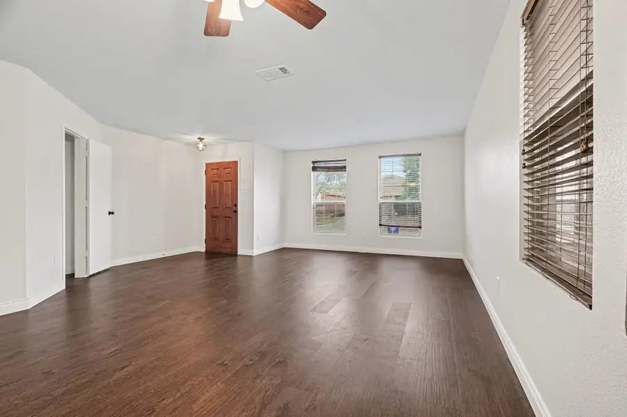 416 Grant Lane, Lavon, TX 75166 - Image #2