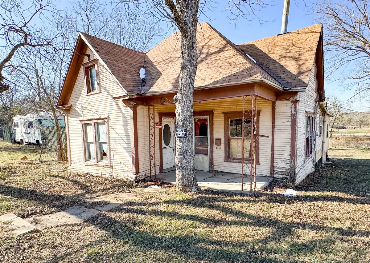 306 W 3rd Street, Cisco, TX 76437 - #1