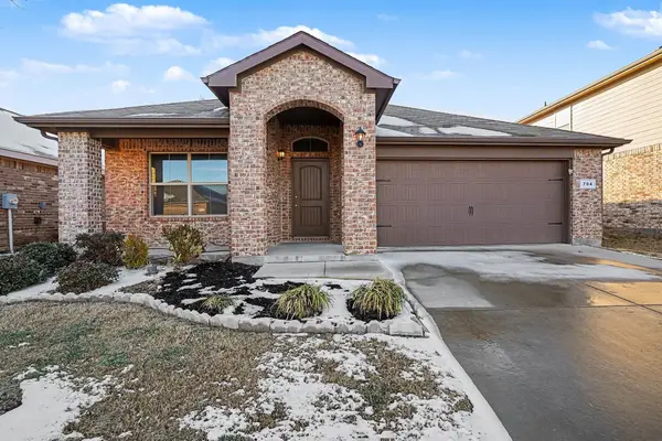 704 Buzzard Lake Trail, Fort Worth, TX 76120