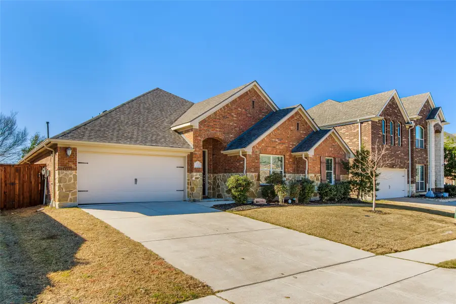 332 Chinchester Drive, Roanoke, TX 76262 - Image #2