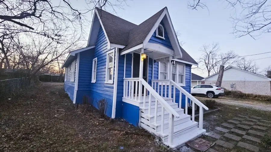 1007 Willow Street, Bonham, TX 75418 - Image #2