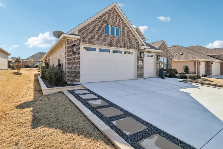 9505 Ceylon Lane, Denton, TX 76207 - Image #2