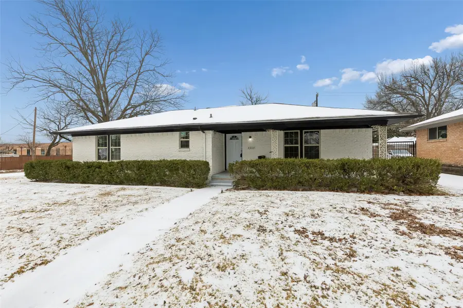 3902 Douglas Drive, Garland, TX 75041 - Image #2