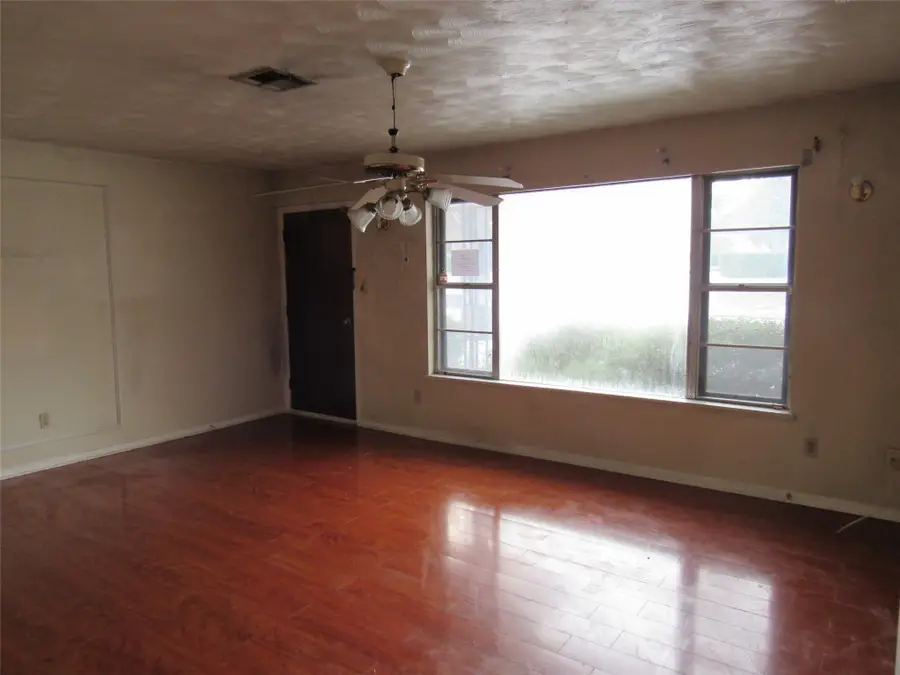 2131 Hermanson Drive, Waco, TX 76710 - #2