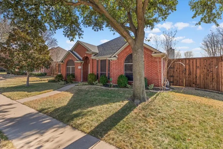 412 Cody Lane, Lewisville, TX 75067 - Image #3