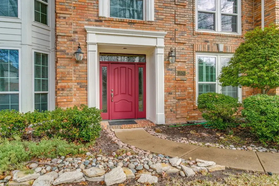 1920 Waterford Drive, Grapevine, TX 76051 - Image #2