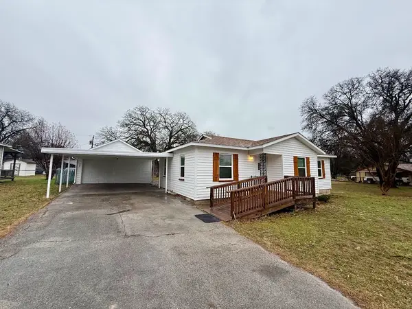 133 Gordon Drive, Azle, TX 76020