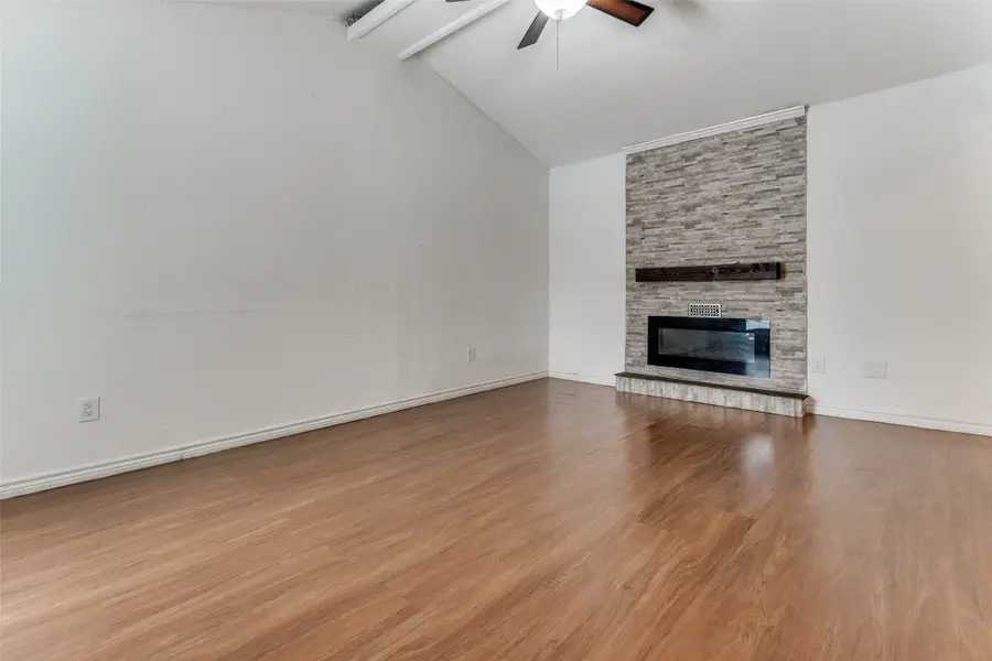 1402 S Carrier Parkway #110, Grand Prairie, TX 75051 - Image #2