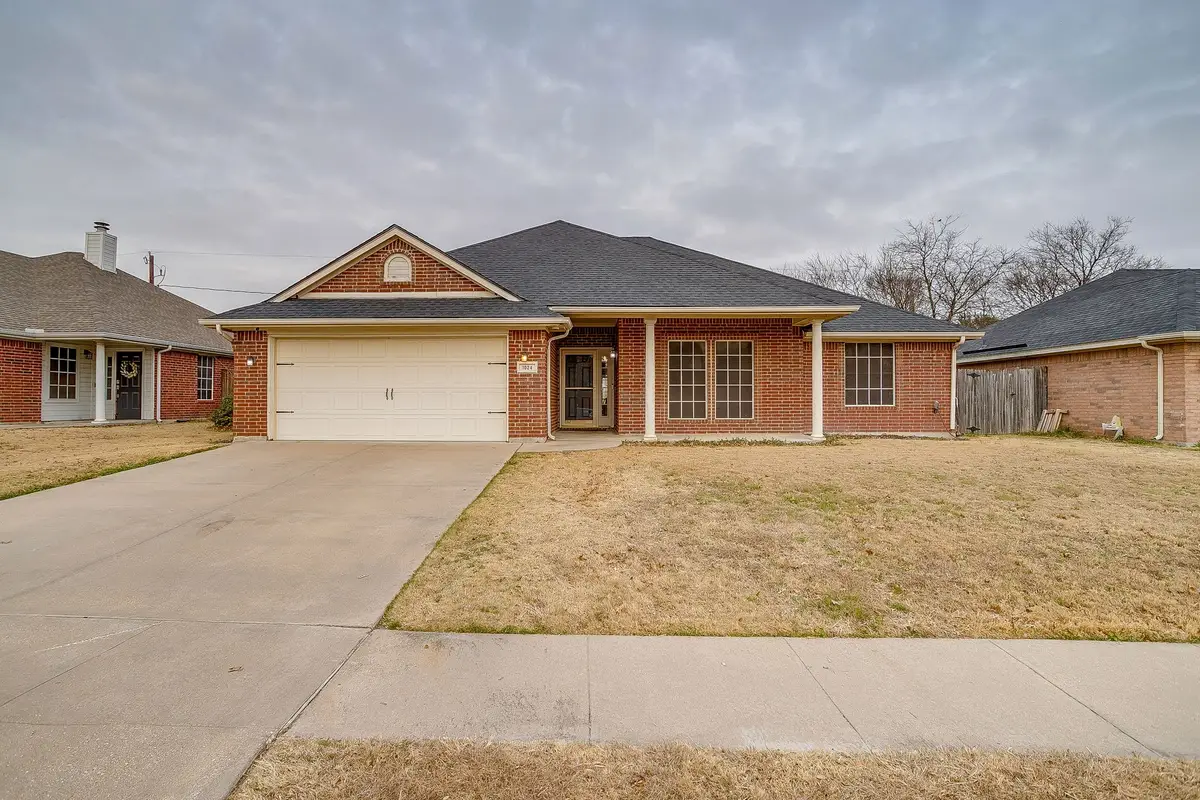 1024 Heberle Drive, Burleson, TX 76028 - Image #1