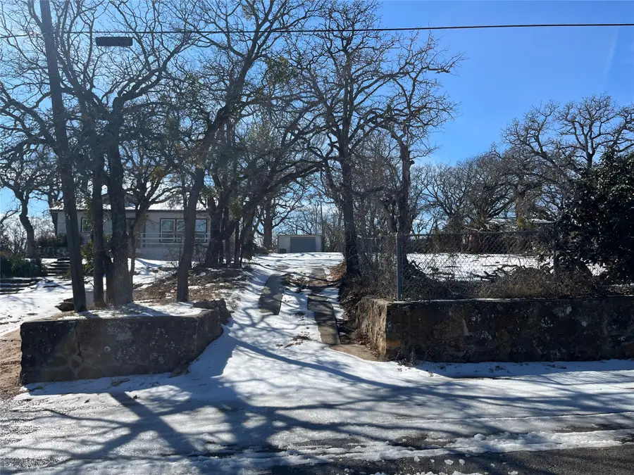 1707 12th Street, Brownwood, TX 76801 - Image #3