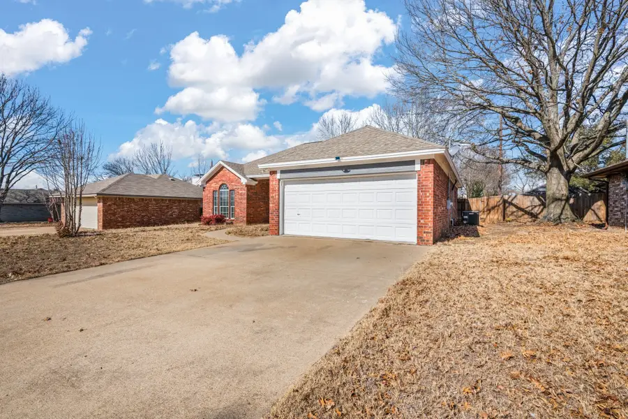 7 Saint Charles Place, Midlothian, TX 76065 - Image #2