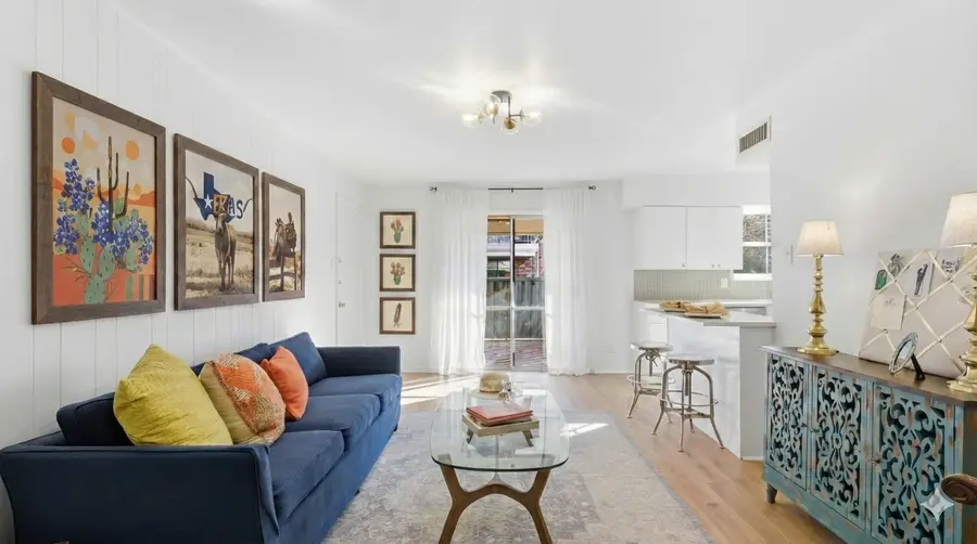 5835 E University Boulevard #B, Dallas, TX 75206 - Image #2