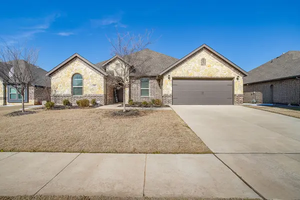 1005 Thicket Drive, Mansfield, TX 76063