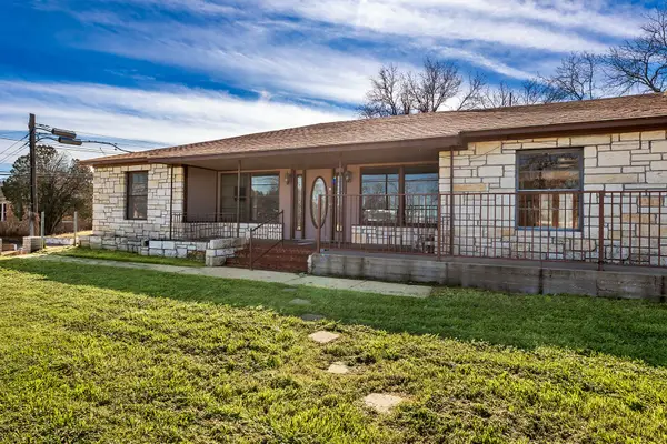 104 E Fifth Street, Brady, TX 76825