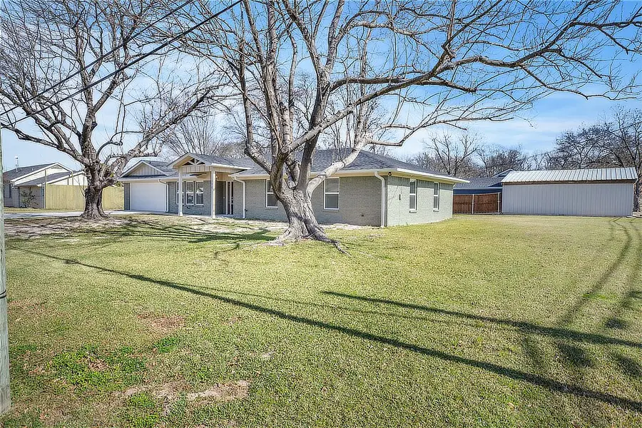 128 N Osborn Street, Alba, TX 75410 - #2