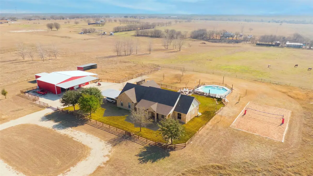 313 Wolf Creek Road, Lorena, TX 76655 - Image #1