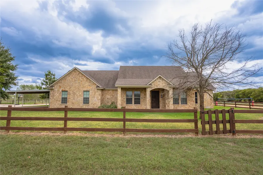 313 Wolf Creek Road, Lorena, TX 76655 - Image #3