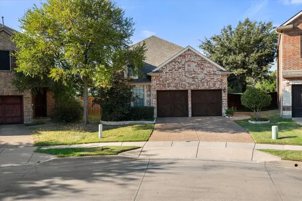 1352 Cog Hill Drive, Fort Worth, TX 76120