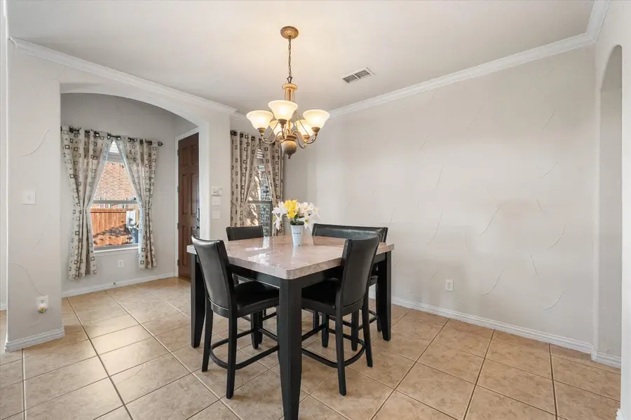 1352 Cog Hill Drive, Fort Worth, TX 76120 - Image #3