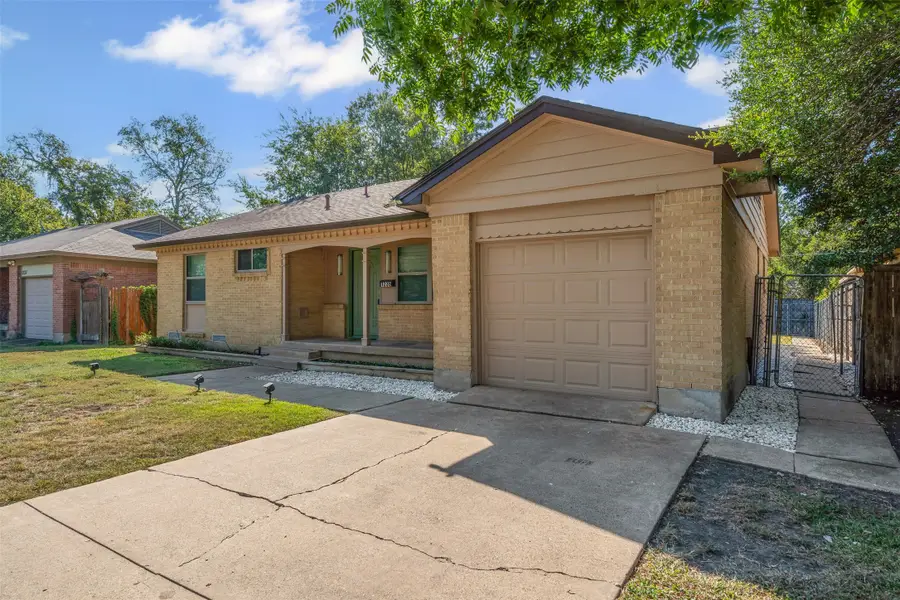 1239 Dalhart Drive, Richardson, TX 75080 - Image #2