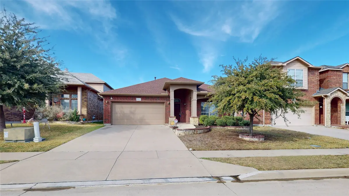 2317 Half Moon Bay Lane, Fort Worth, TX 76177 - Image #1