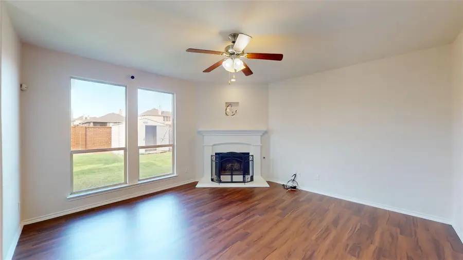 2317 Half Moon Bay Lane, Fort Worth, TX 76177 - Image #3