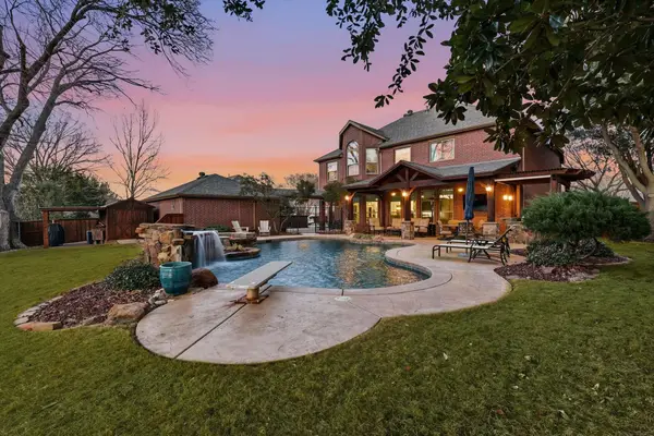 2711 Quail Cove Drive, Lewisville, TX 75077
