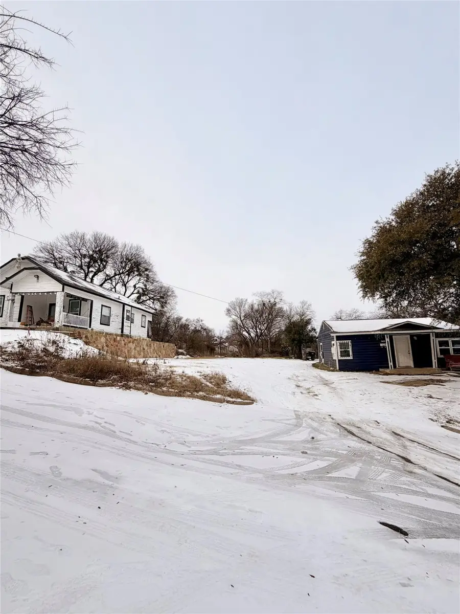 2707 Refugio Avenue, Fort Worth, TX 76164 - Image #2