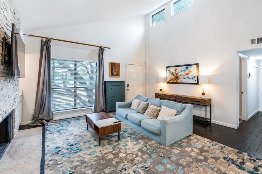 6646 E Lovers Lane #902, Dallas, TX 75214 - Image #2