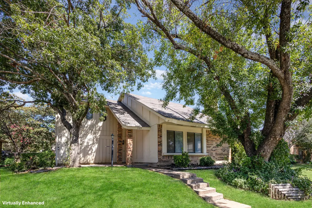 725 Holly Oak Drive, Lewisville, TX 75067 - Image #1
