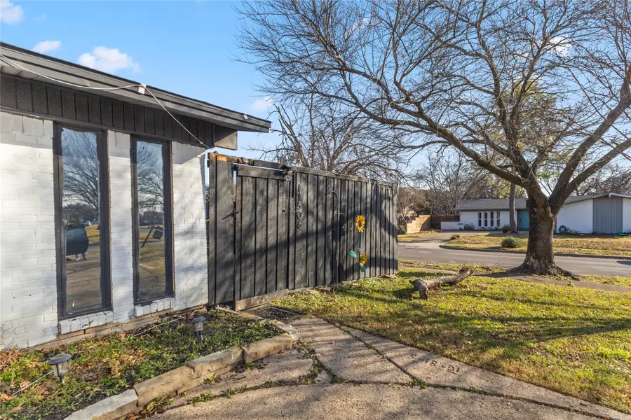 11506 Coral Hills Drive, Dallas, TX 75229 - #3